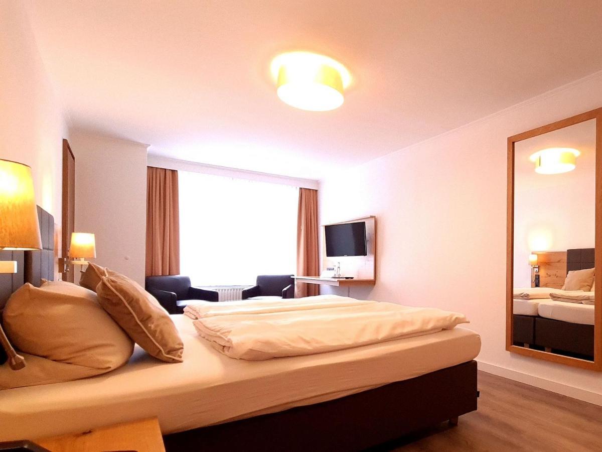 Hotel Hollaender Hof Мешеде Экстерьер фото