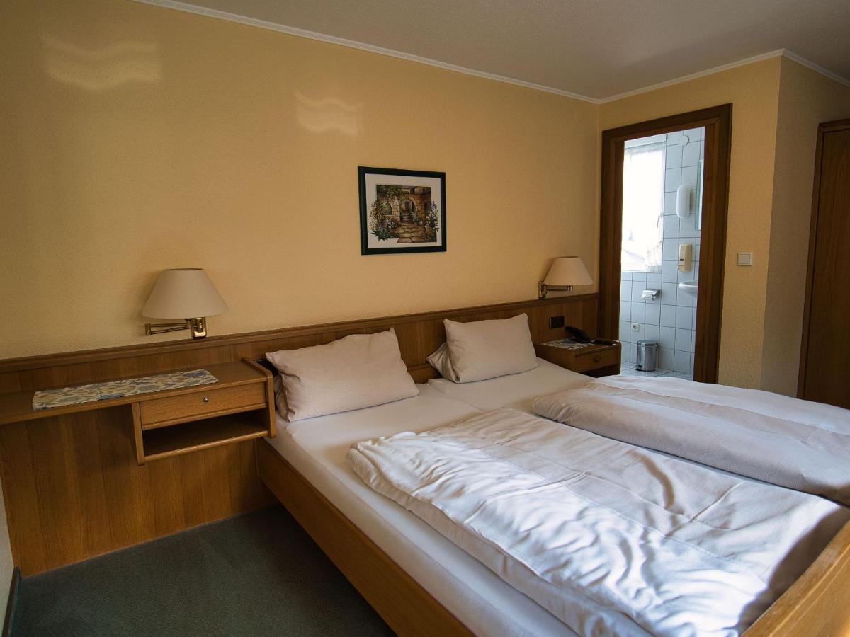 Hotel Hollaender Hof Мешеде Экстерьер фото